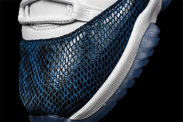 aj11 low藍(lán)蛇開箱測評 aj11 low藍(lán)蛇實物上腳 aj11 low藍(lán)蛇開箱測評 aj11 low藍(lán)蛇實物上腳