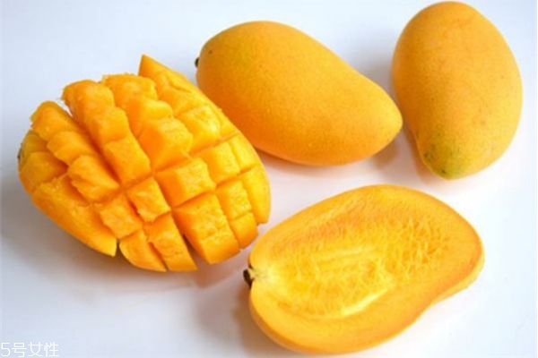 吃芒果長胖嗎 吃芒果干會(huì)發(fā)胖嗎