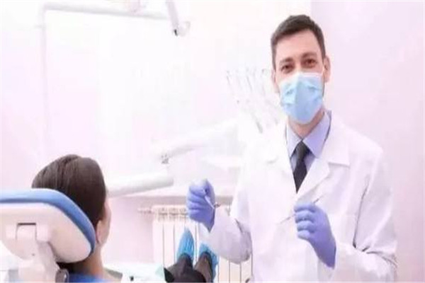 為什么洗牙有異物感 洗牙的誤區(qū) 為什么洗牙有異物感 洗牙的誤區(qū)