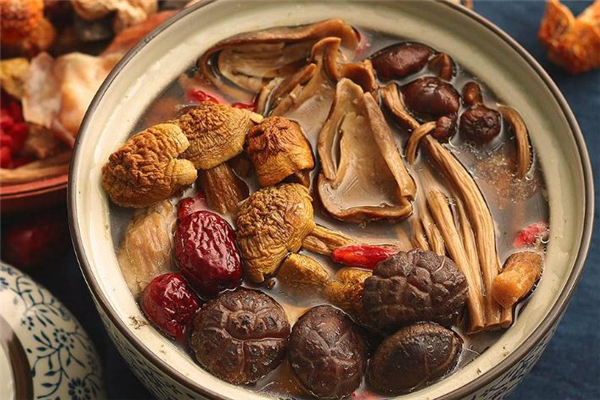 姬松茸可以和當(dāng)歸一起燉嗎 營養(yǎng)價(jià)值很高