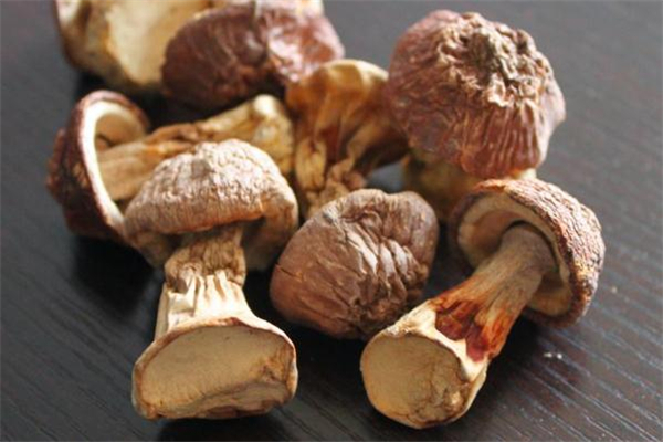 姬松茸吃多了會中毒嗎 有這個可能 姬松茸吃多了會中毒嗎 有這個可能