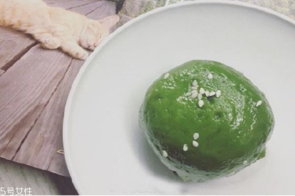 如何評判好吃的青團 哪個牌子的青團最好吃 如何評判好吃的青團 哪個牌子的青團最好吃