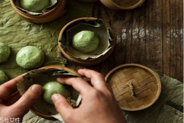 如何評判好吃的青團 哪個牌子的青團最好吃 如何評判好吃的青團 哪個牌子的青團最好吃