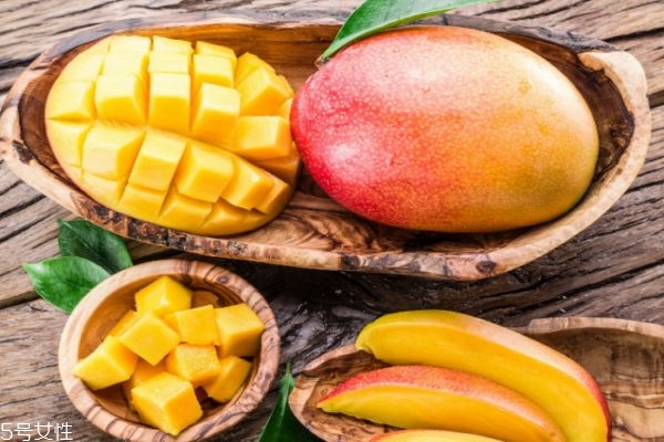 芒果什么季節(jié)吃最好 吃對時間更有效 芒果什么季節(jié)吃最好 吃對時間更有效