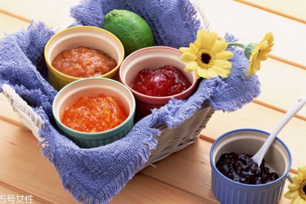 果醬可以怎么吃 果醬的吃法有哪些 果醬可以怎么吃 果醬的吃法有哪些
