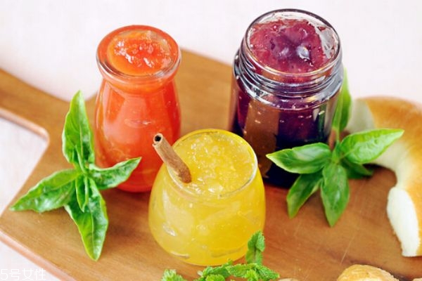 果醬可以怎么吃 果醬的吃法有哪些 果醬可以怎么吃 果醬的吃法有哪些