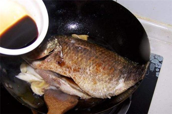 為什么很少人吃羅非魚(yú) 原因是這樣