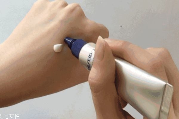 資生堂小針管測評(píng) 撫平細(xì)紋