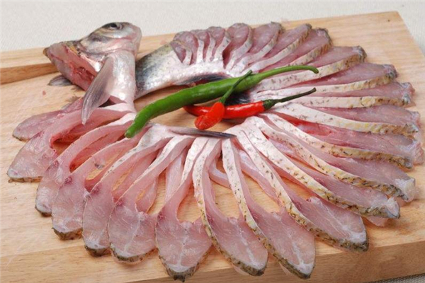 孔雀開屏魚用什么魚好 有多種選擇 孔雀開屏魚用什么魚好 有多種選擇