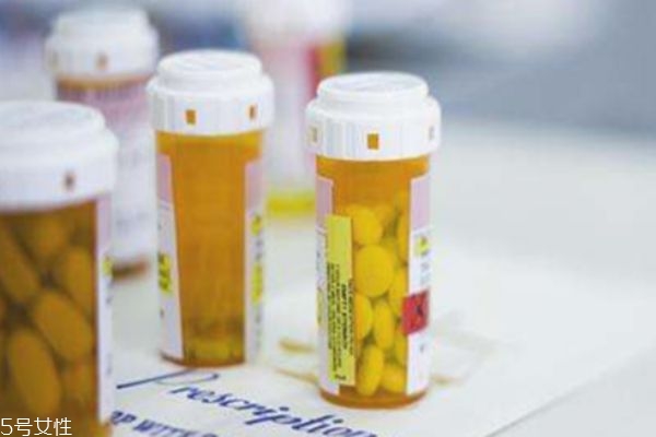 短效避孕和長效避孕有什么區(qū)別 短效和長效哪個好 短效避孕和長效避孕有什么區(qū)別 短效和長效哪個好