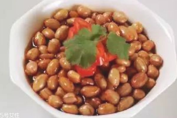 醋泡花生米是用生的還是熟 都是可以的 醋泡花生米是用生的還是熟 都是可以的