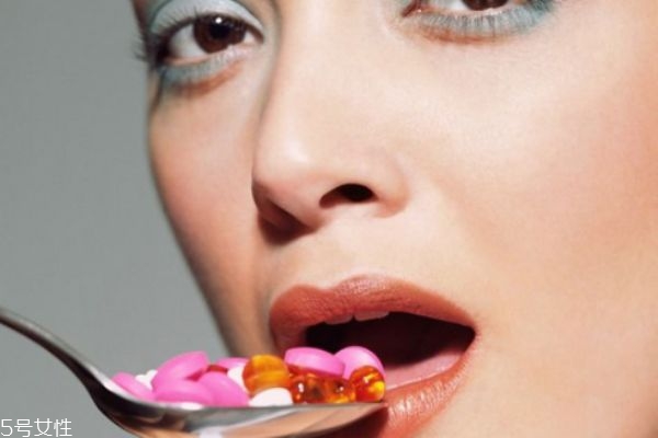 緊急避孕藥的副作用和危害 吃72小時緊急避孕藥的危害 緊急避孕藥的副作用和危害 吃72小時緊急避孕藥的危害