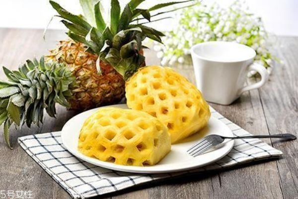 切開的菠蘿怎么保存 菠蘿切開后可以放多久 切開的菠蘿怎么保存 菠蘿切開后可以放多久