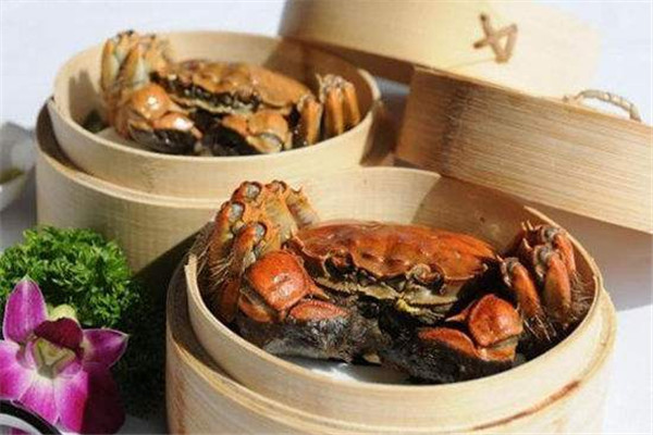 螃蟹能和牛肉一起吃嗎 螃蟹怎么吃好 螃蟹能和牛肉一起吃嗎 螃蟹怎么吃好