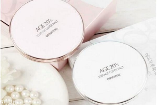 愛(ài)敬新款和老款區(qū)別 愛(ài)敬氣墊白色和粉色區(qū)別 愛(ài)敬新款和老款區(qū)別 愛(ài)敬氣墊白色和粉色區(qū)別