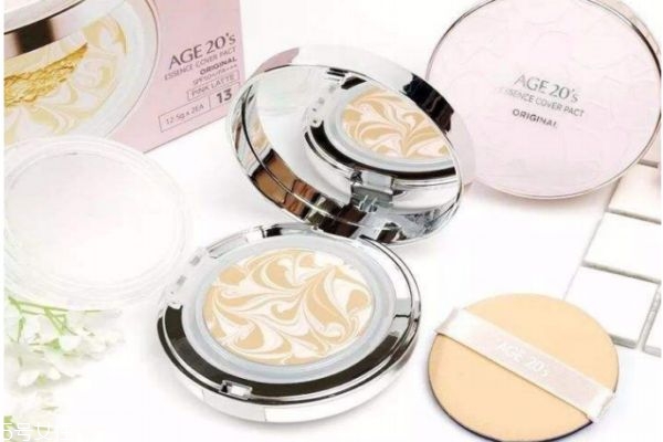 愛(ài)敬新款和老款區(qū)別 愛(ài)敬氣墊白色和粉色區(qū)別 愛(ài)敬新款和老款區(qū)別 愛(ài)敬氣墊白色和粉色區(qū)別