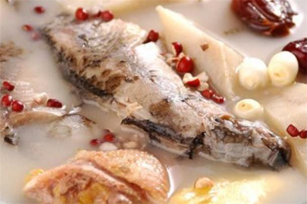 粉葛鯪魚湯的做法 粉葛鯪魚湯小竅門 粉葛鯪魚湯的做法 粉葛鯪魚湯小竅門