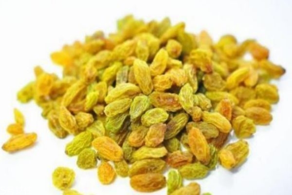 堅持吃葡萄干有什么好處 堅持吃葡萄干的好處 堅持吃葡萄干有什么好處 堅持吃葡萄干的好處
