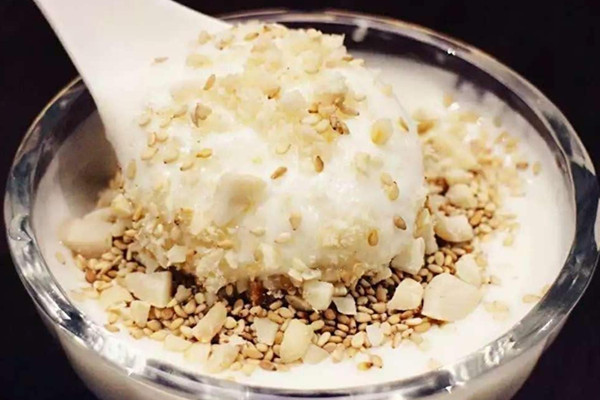 啤酒可以和酸奶一起喝嗎 啤酒和酸奶一起喝的影響 啤酒可以和酸奶一起喝嗎 啤酒和酸奶一起喝的影響