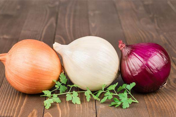 洋蔥可以和香菇一起吃嗎 洋蔥的功效 洋蔥可以和香菇一起吃嗎 洋蔥的功效