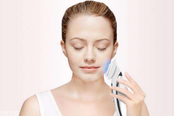 激光祛斑反黑會恢復(fù)嗎 激光祛斑注意事項 激光祛斑反黑會恢復(fù)嗎 激光祛斑注意事項