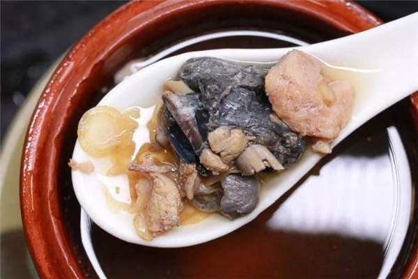 吃烏雞可以調理月經嗎 調經就選它 吃烏雞可以調理月經嗎 調經就選它