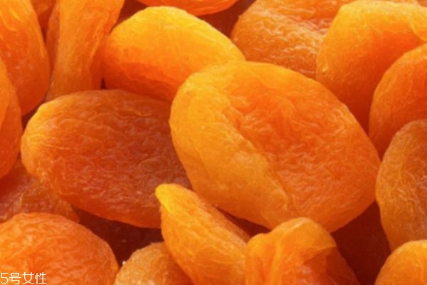 杏干的功效與作用 杏干的食用禁忌 杏干的功效與作用 杏干的食用禁忌