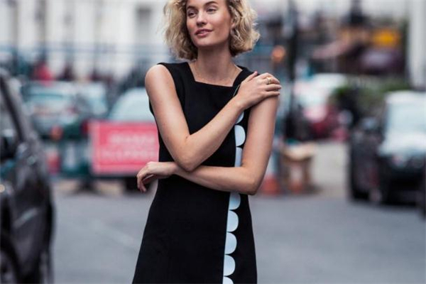 五一旅游穿什么衣服好看 三條萬(wàn)能神仙裙 五一旅游穿什么衣服好看 三條萬(wàn)能神仙裙