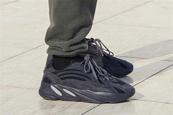 yeezy 700 v2 vanta發(fā)售時(shí)間 3m反光黑灰配色 yeezy 700 v2 vanta發(fā)售時(shí)間 3m反光黑灰配色