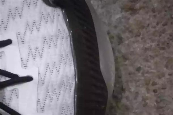 匹克閃電2019測評(píng) 路威版閃電2019開箱報(bào)告