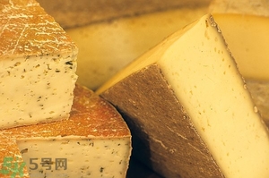 吃奶酪會(huì)過敏嗎？芝士是發(fā)物嗎？