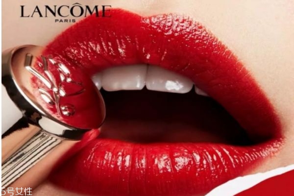 車(chē)?yán)遄由诩t適合黃皮嗎 車(chē)?yán)遄由m合什么膚色 車(chē)?yán)遄由诩t適合黃皮嗎 車(chē)?yán)遄由m合什么膚色