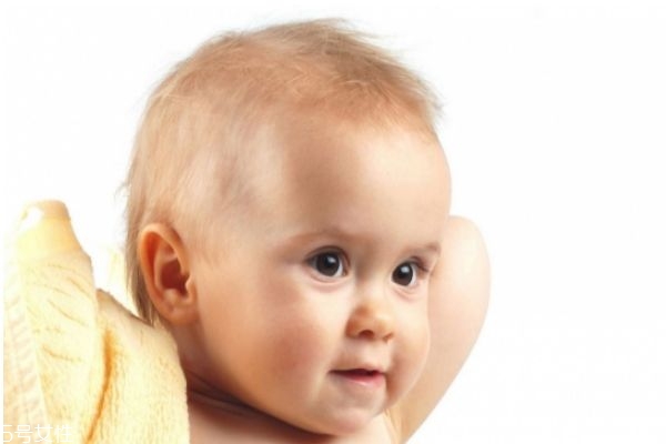 寶寶到底需不需要補(bǔ)鈣 寶寶缺鈣有什么表現(xiàn) 寶寶到底需不需要補(bǔ)鈣 寶寶缺鈣有什么表現(xiàn)