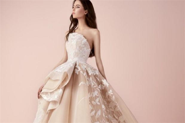 saiid kobeisy是什么牌子 宮廷風高定婚紗 saiid kobeisy是什么牌子 宮廷風高定婚紗