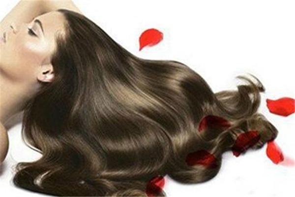 頭發(fā)越洗越油怎么回事 頭發(fā)的護發(fā)方法 頭發(fā)越洗越油怎么回事 頭發(fā)的護發(fā)方法