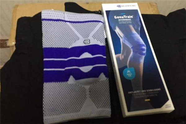 鮑爾芬護(hù)膝p3和a3區(qū)別 明星款護(hù)膝對(duì)比 鮑爾芬護(hù)膝p3和a3區(qū)別 明星款護(hù)膝對(duì)比