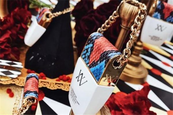 vn鉑金包防曬霜成分表 兼具美白保濕 vn鉑金包防曬霜成分表 兼具美白保濕