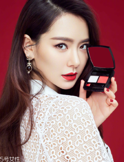 美瞳不用護(hù)理液可以嗎 美瞳不用護(hù)理液可以嗎