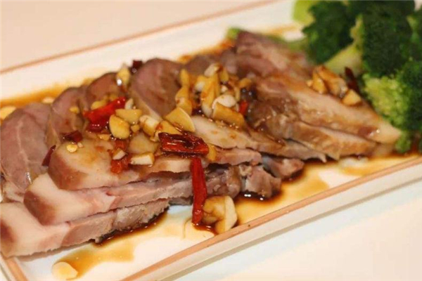 吃豬頭肉會胖嗎 豬頭肉熱量 吃豬頭肉會胖嗎 豬頭肉熱量