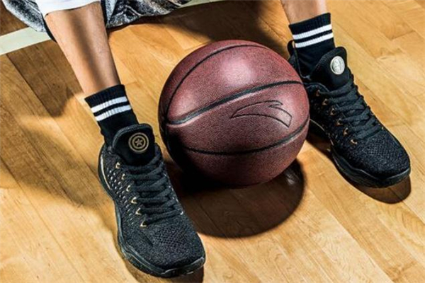 安踏運動鞋質(zhì)量怎么樣 性價比相當(dāng)高 安踏運動鞋質(zhì)量怎么樣 性價比相當(dāng)高