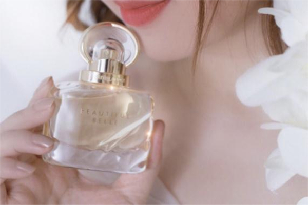 雅詩蘭黛真愛香水什么味道 真愛香水好聞嗎 雅詩蘭黛真愛香水什么味道 真愛香水好聞嗎