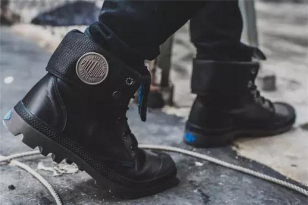 帕拉丁和匡威哪個(gè)好 舒適度對比 帕拉丁和匡威哪個(gè)好 舒適度對比