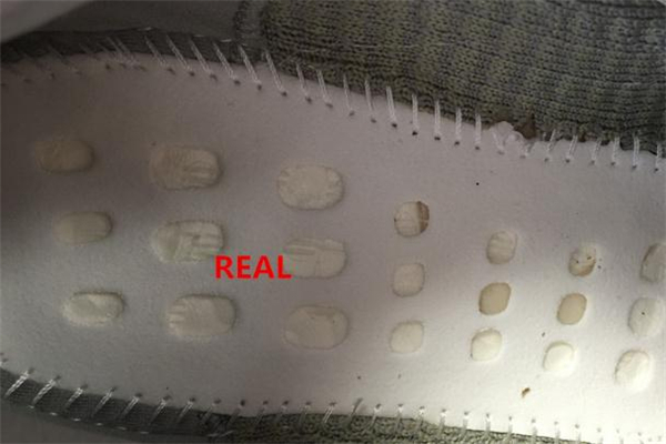 yeezy 350歐洲限定真假對比 椰子350歐洲限定真假鑒定 yeezy 350歐洲限定真假對比 椰子350歐洲限定真假鑒定