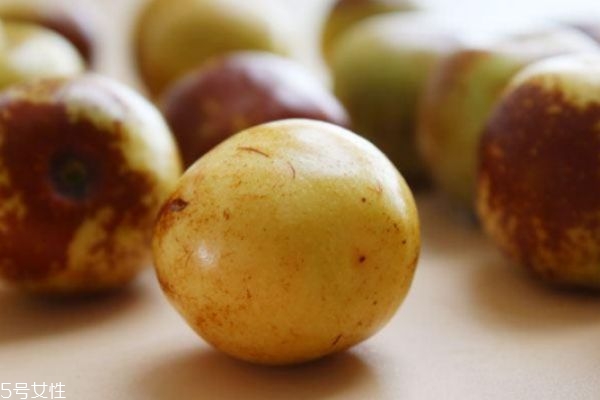 老年人補(bǔ)鈣吃什么食物 老年人補(bǔ)鈣食物 老年人補(bǔ)鈣吃什么食物 老年人補(bǔ)鈣食物