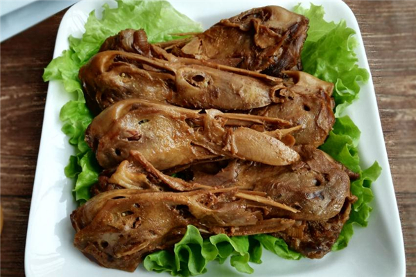 鴨頭是發(fā)物嗎 吃鴨頭的利弊 鴨頭是發(fā)物嗎 吃鴨頭的利弊