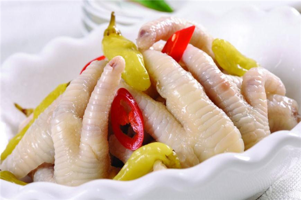 泡椒鳳爪熱量高嗎 減肥期間少吃 泡椒鳳爪熱量高嗎 減肥期間少吃