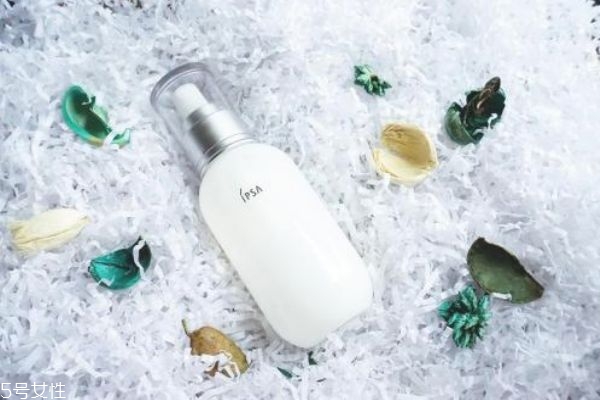 化妝液是什么 化妝液是什么時候用 化妝液是什么 化妝液是什么時候用