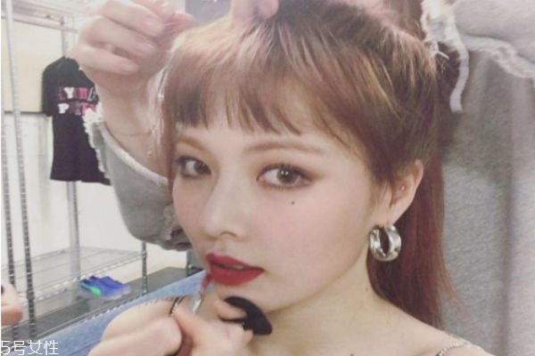 染頭之前不可以洗頭嗎 染頭之前要不要洗頭 染頭之前不可以洗頭嗎 染頭之前要不要洗頭