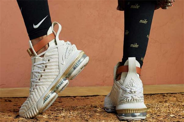 耐克詹姆斯16hfr男生能穿嗎 詹16hfr有男碼嗎 耐克詹姆斯16hfr男生能穿嗎 詹16hfr有男碼嗎