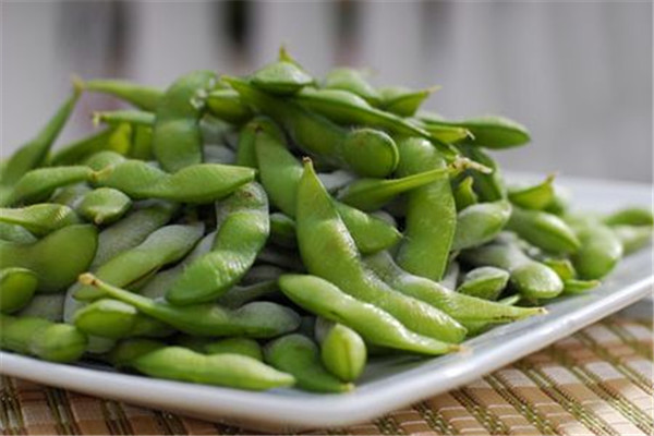 鹽水煮毛豆要煮多久 鹽水煮毛的時間 鹽水煮毛豆要煮多久 鹽水煮毛的時間